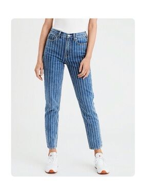 ★ American Eagle Fashion Forward Elevated Basic Striped Mom Jeans Denim Blue 8 ★